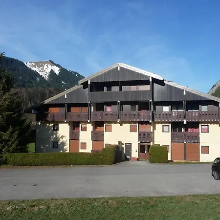 Face A La Montagne *